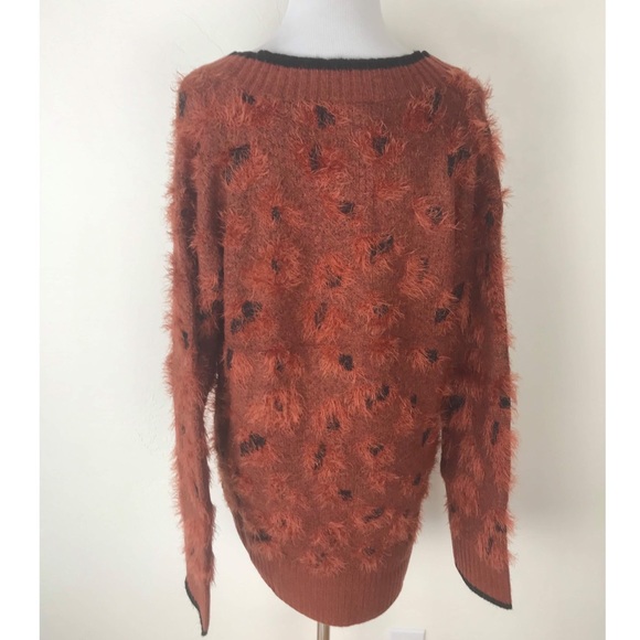 NWT Hem & Thread Eyelash Spotted Sweater - Picture 3 of 7